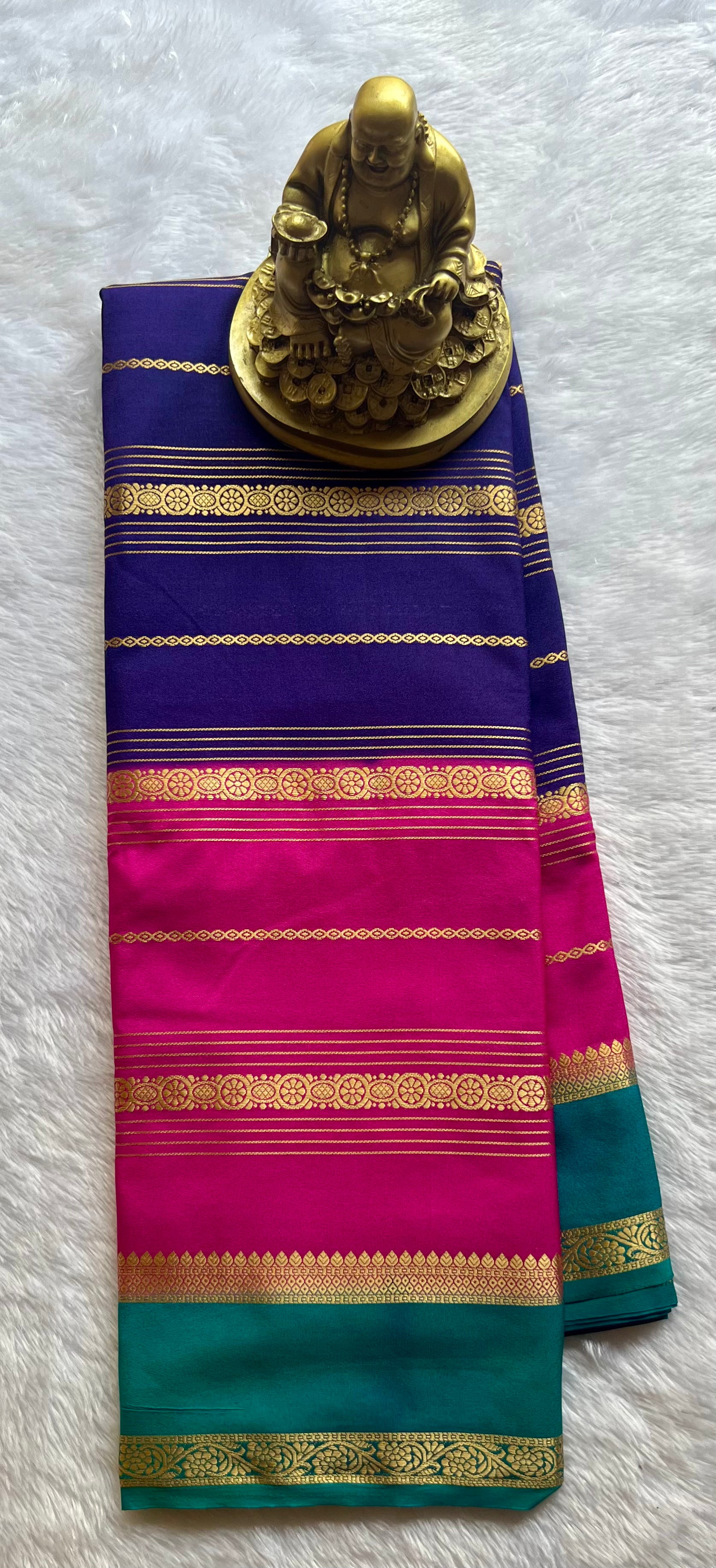 Semi Mysore Strips with Small Bentex Border 3D, Washable