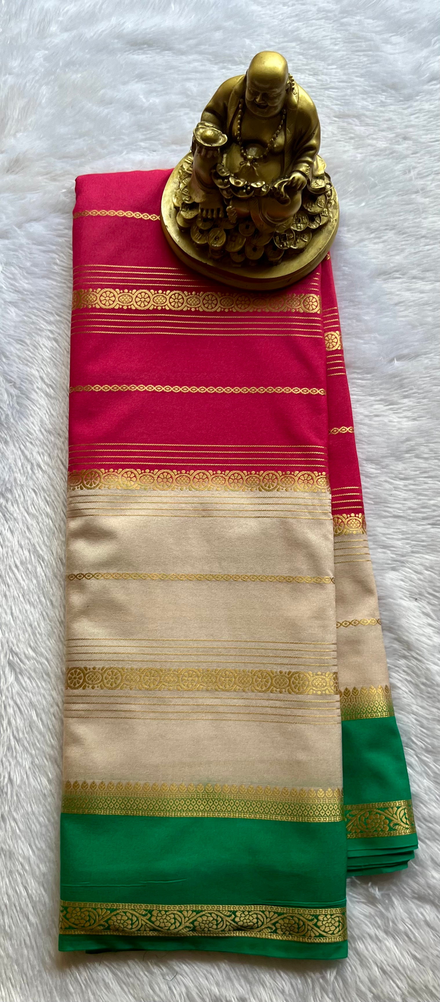 Semi Mysore Strips with Small Bentex Border 3D, Washable