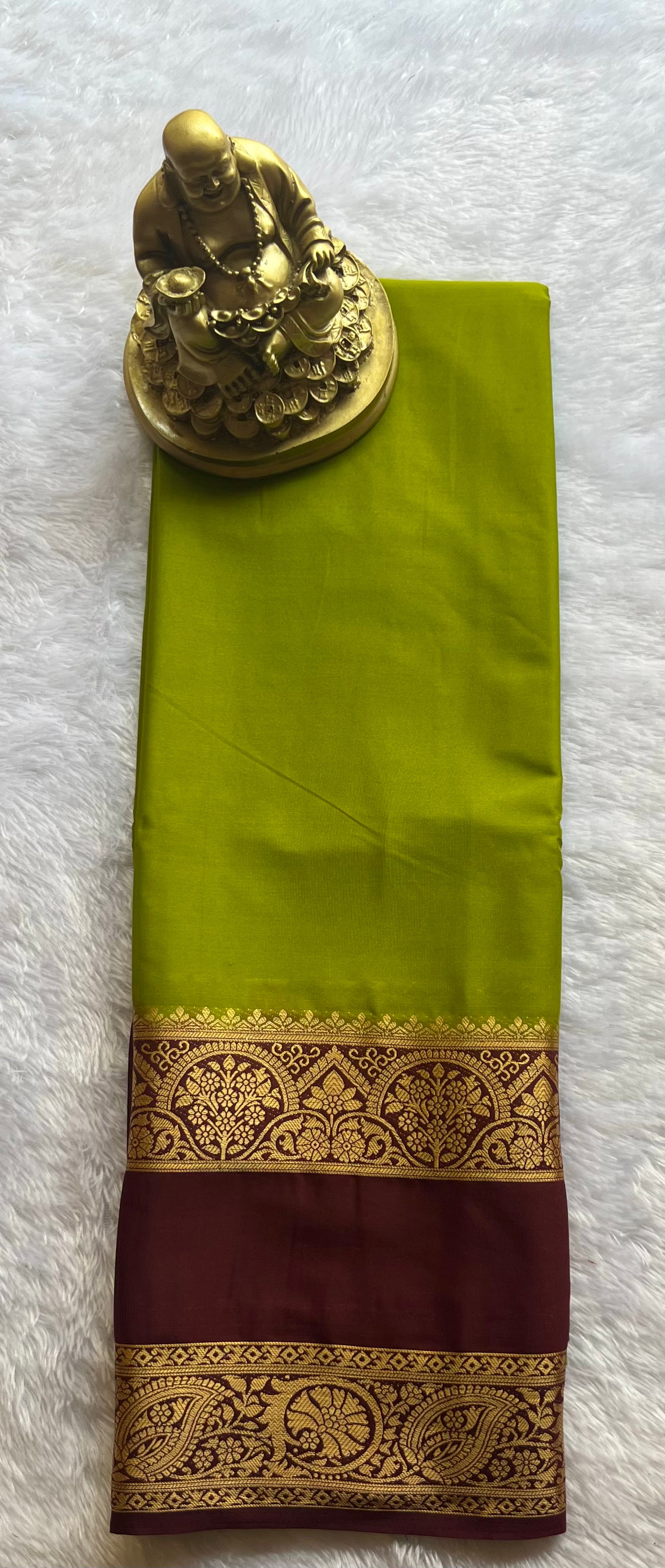 Semi Mysore Plain body Bentex flower Border Contrast