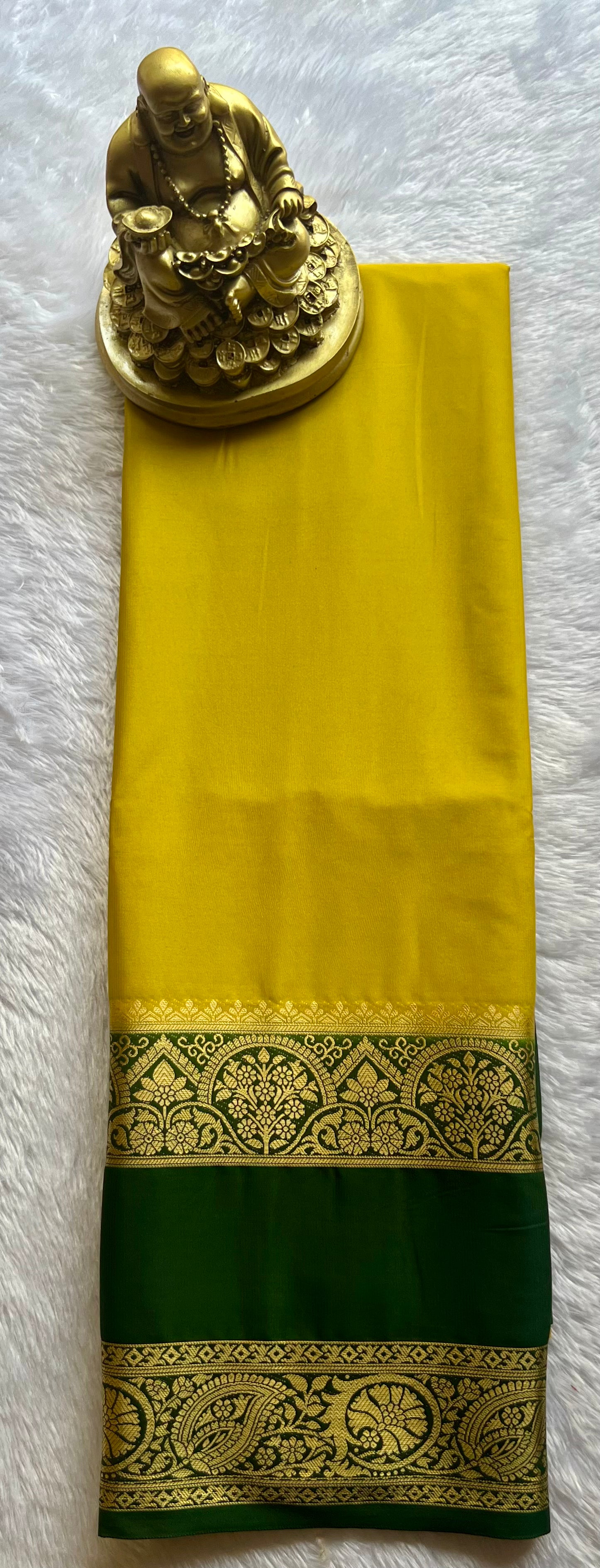Semi Mysore Plain body Bentex flower Border Contrast