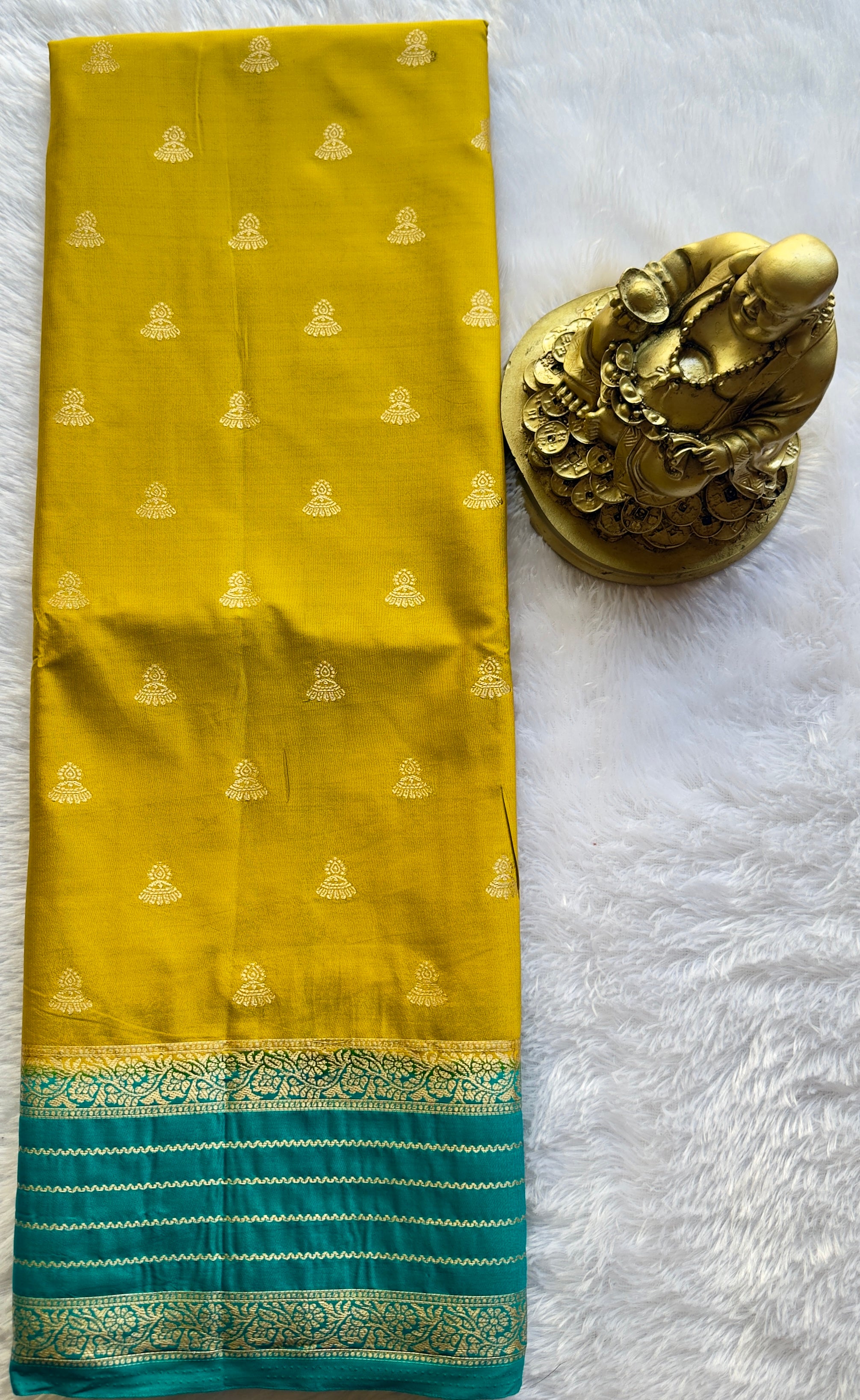 Semi Mysore Silk Jumki Butta Line Border Contrast