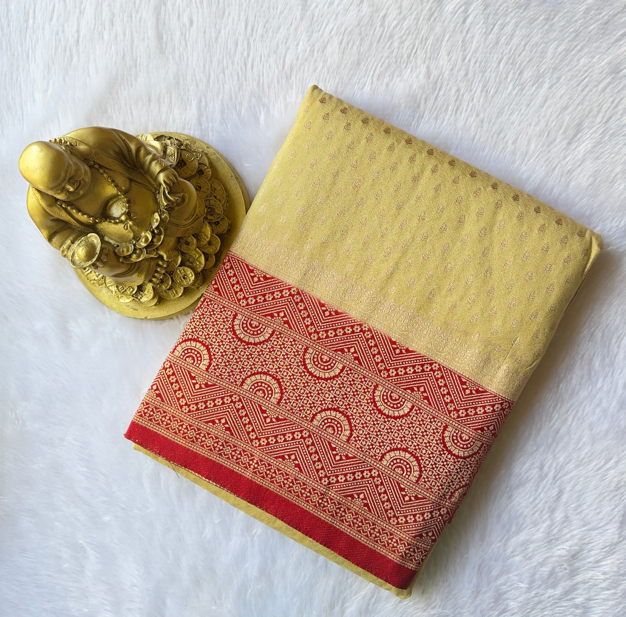 Georgette Butta Body with Geometric Temple Border