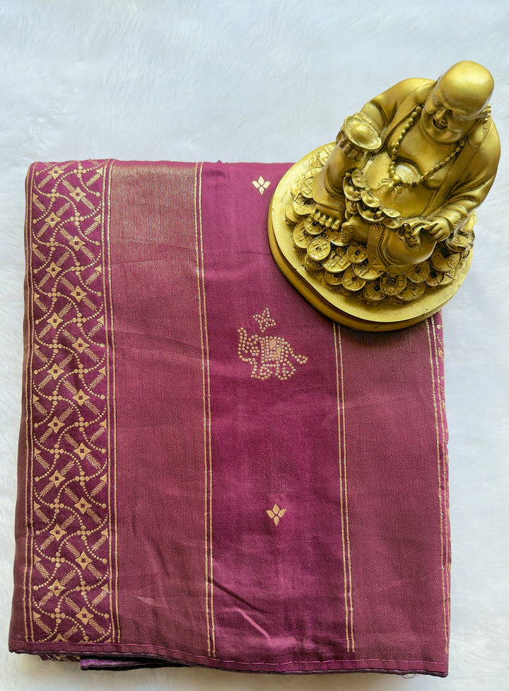 Dola Panal with Elephant butta No Border
