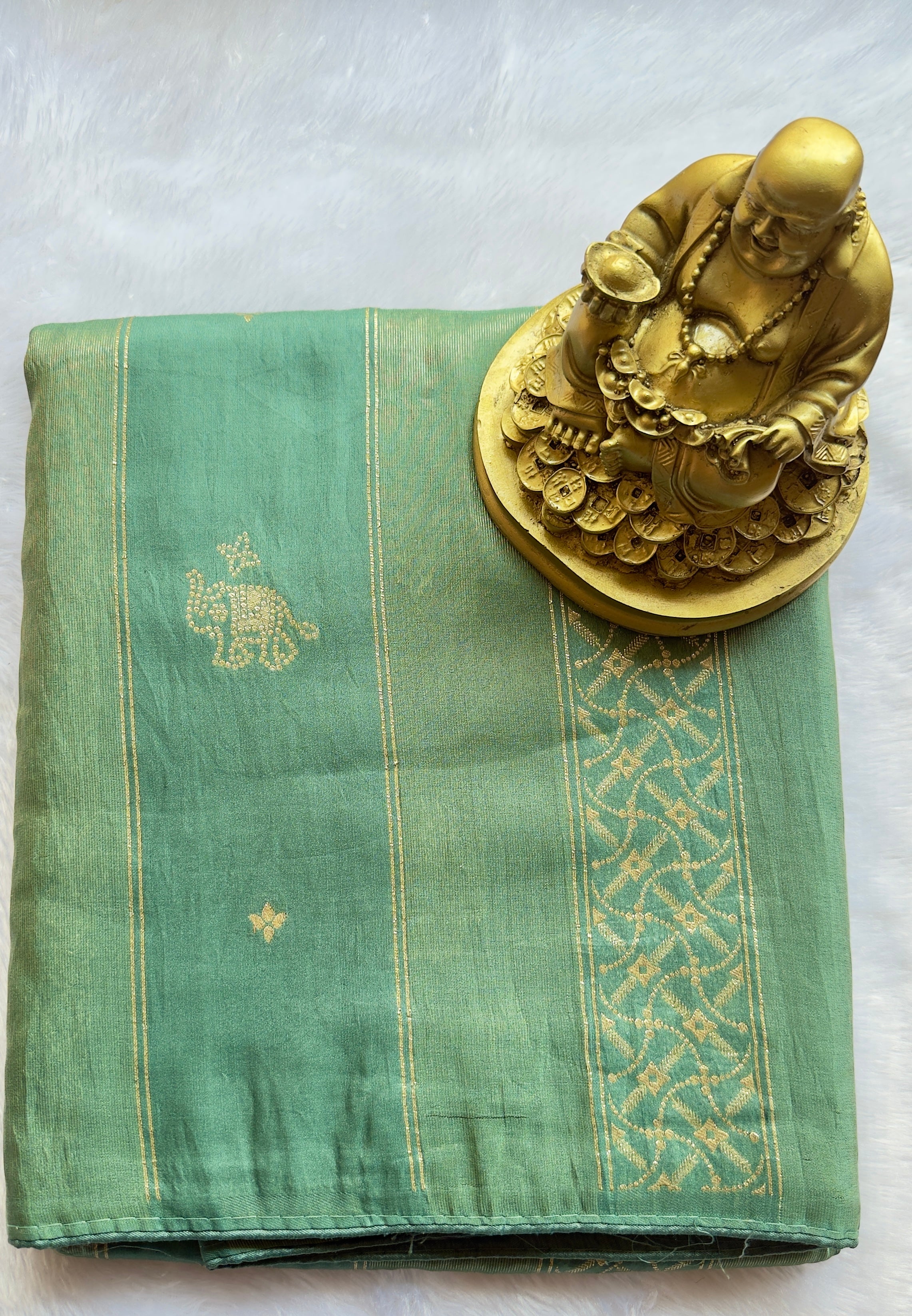 Dola Panal with Elephant butta No Border