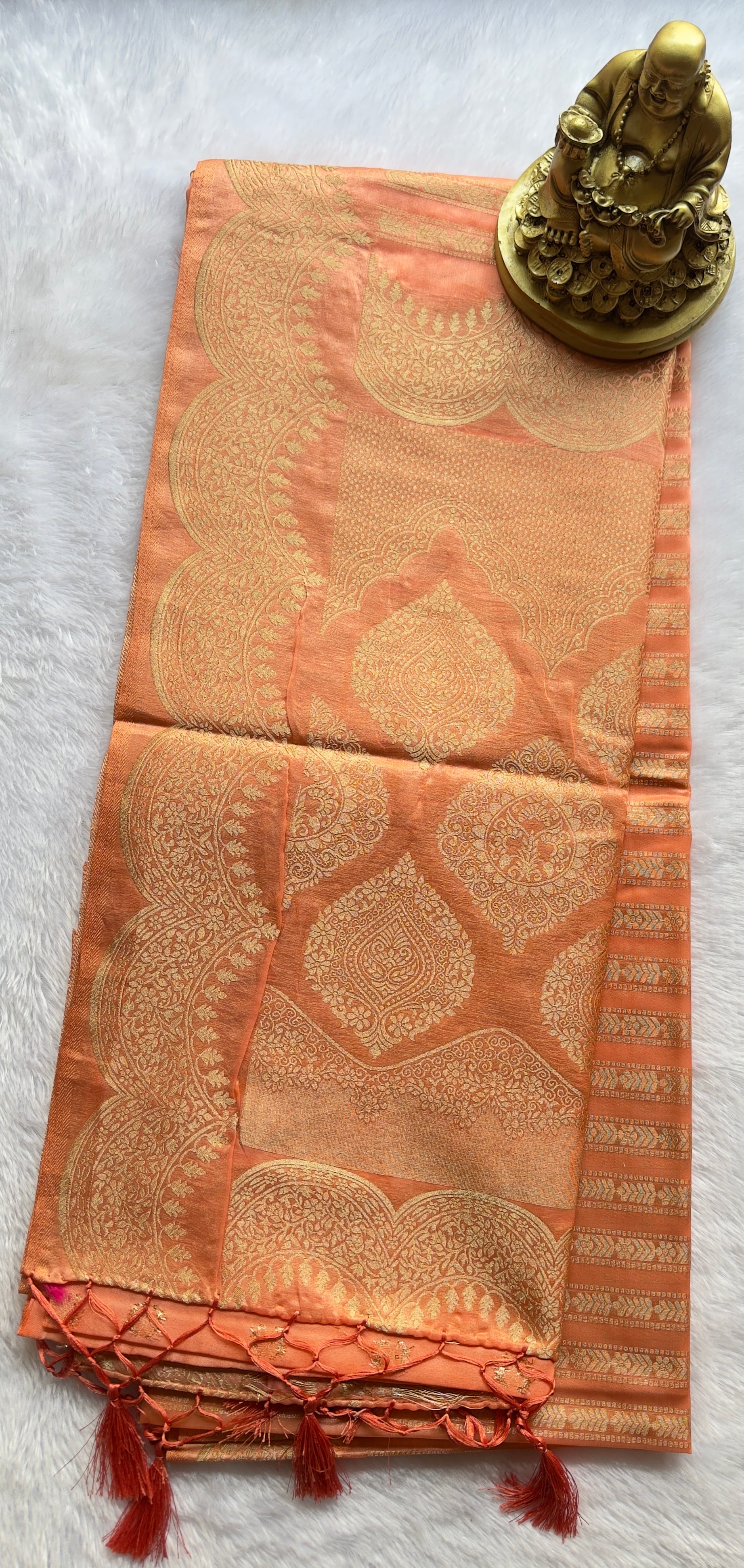 Tussar Panal Body with Scalop Border