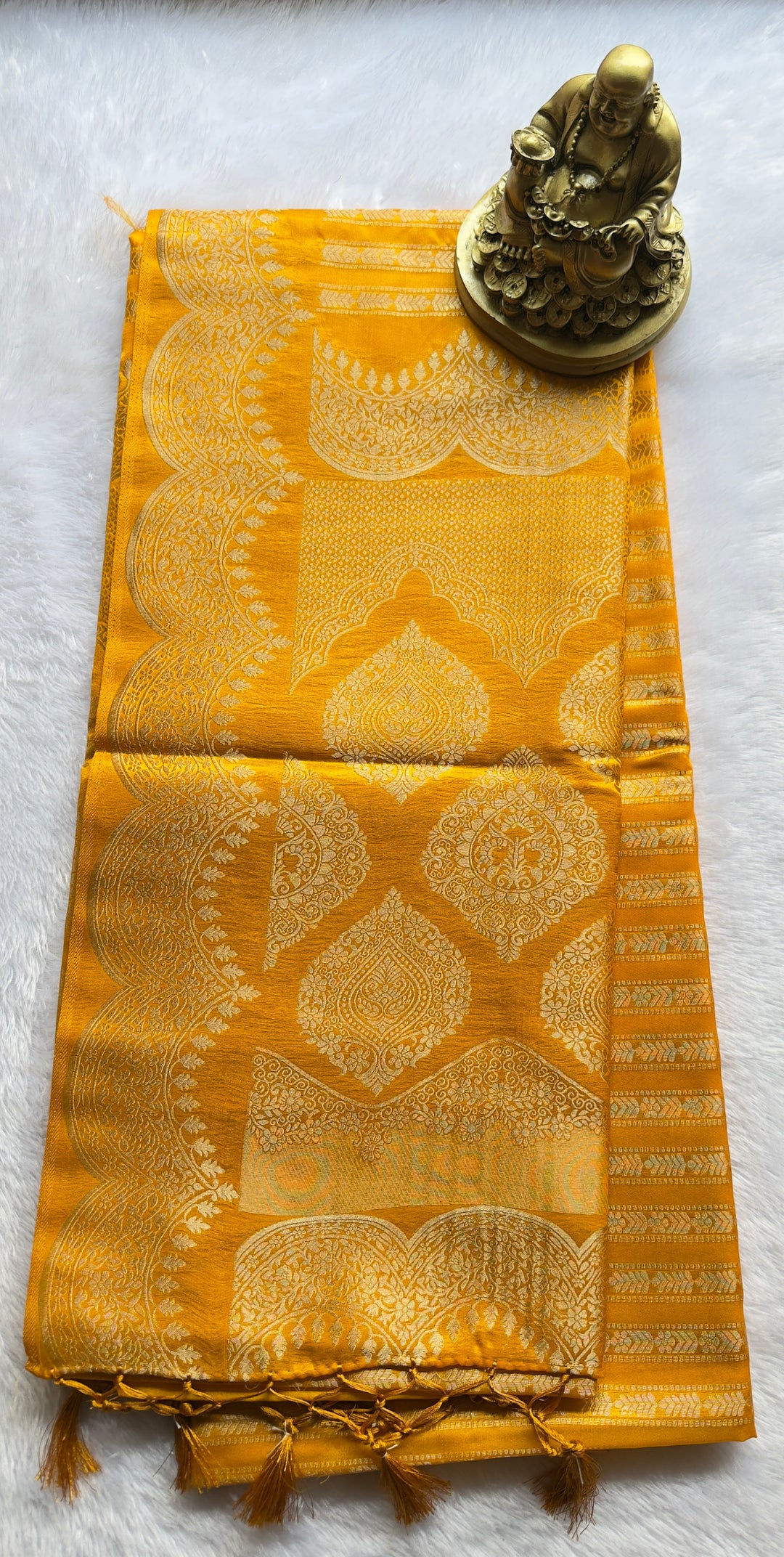 Tussar Panal Body with Scalop Border