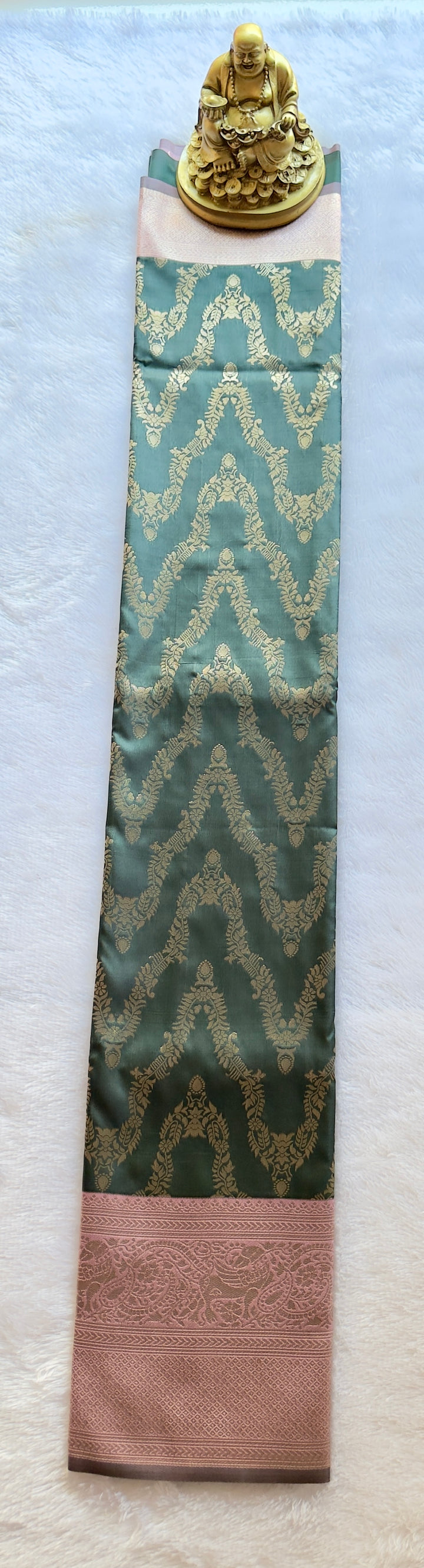 Kanchi Banarasi Semi Silk Necklace Big Border