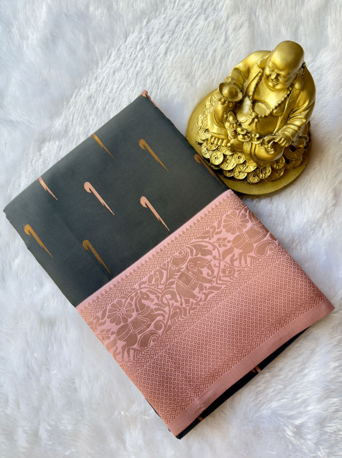 Semi Kanchi Paithani Butta with elephant Horse border