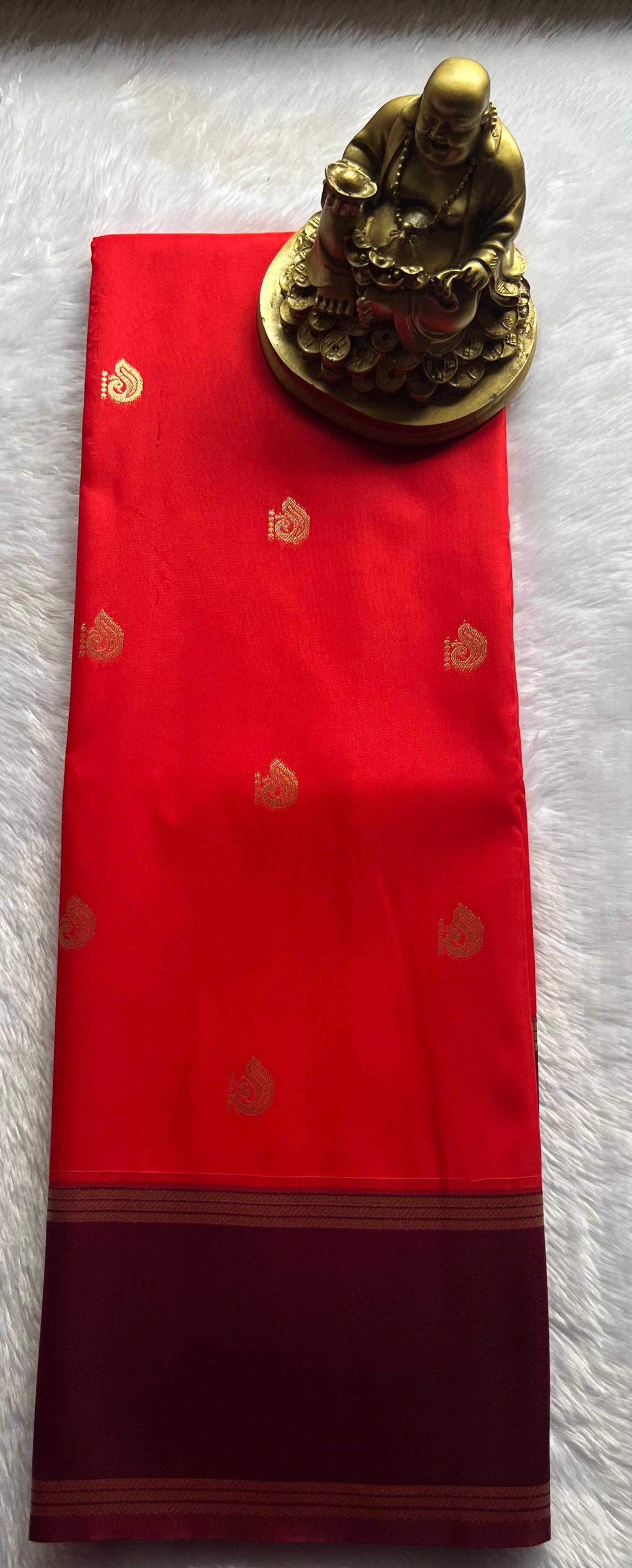 Semi Kanchi Silk Peacock butta Small betex border