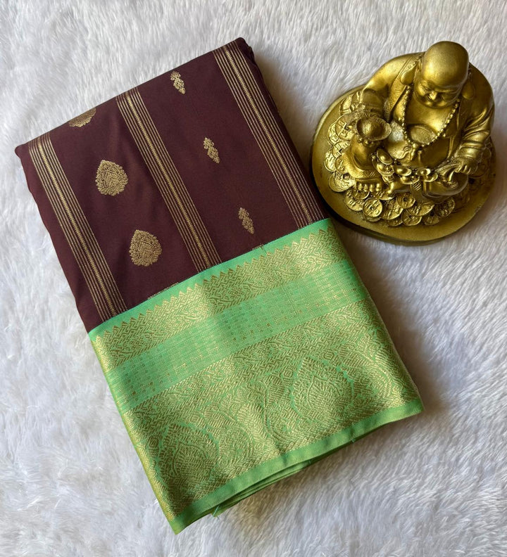 Kanchi weaving Climber Butta Strip Line With Rich Pallu