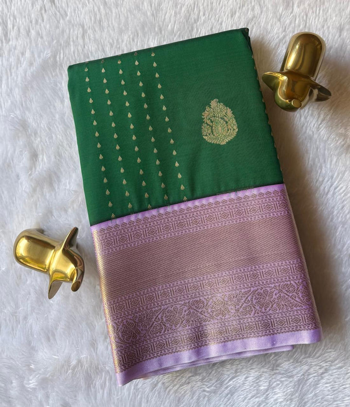 Kanchi weaving Climber Small Butta And Big Butta With Flower Border