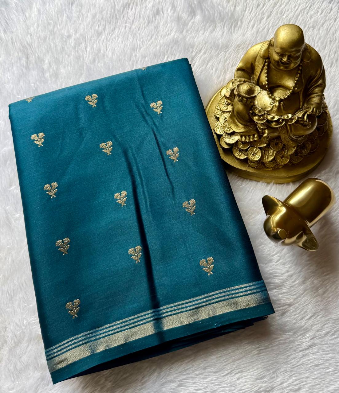 Gajji Silk Double Flower Butta With Small Border