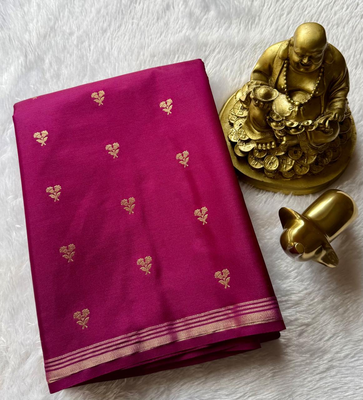 Gajji Silk Double Flower Butta With Small Border