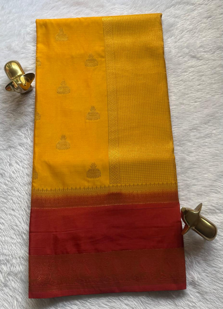 Semi Mysore Silk Jumka Butta With Rich Pallu And Pecock Border, Washable