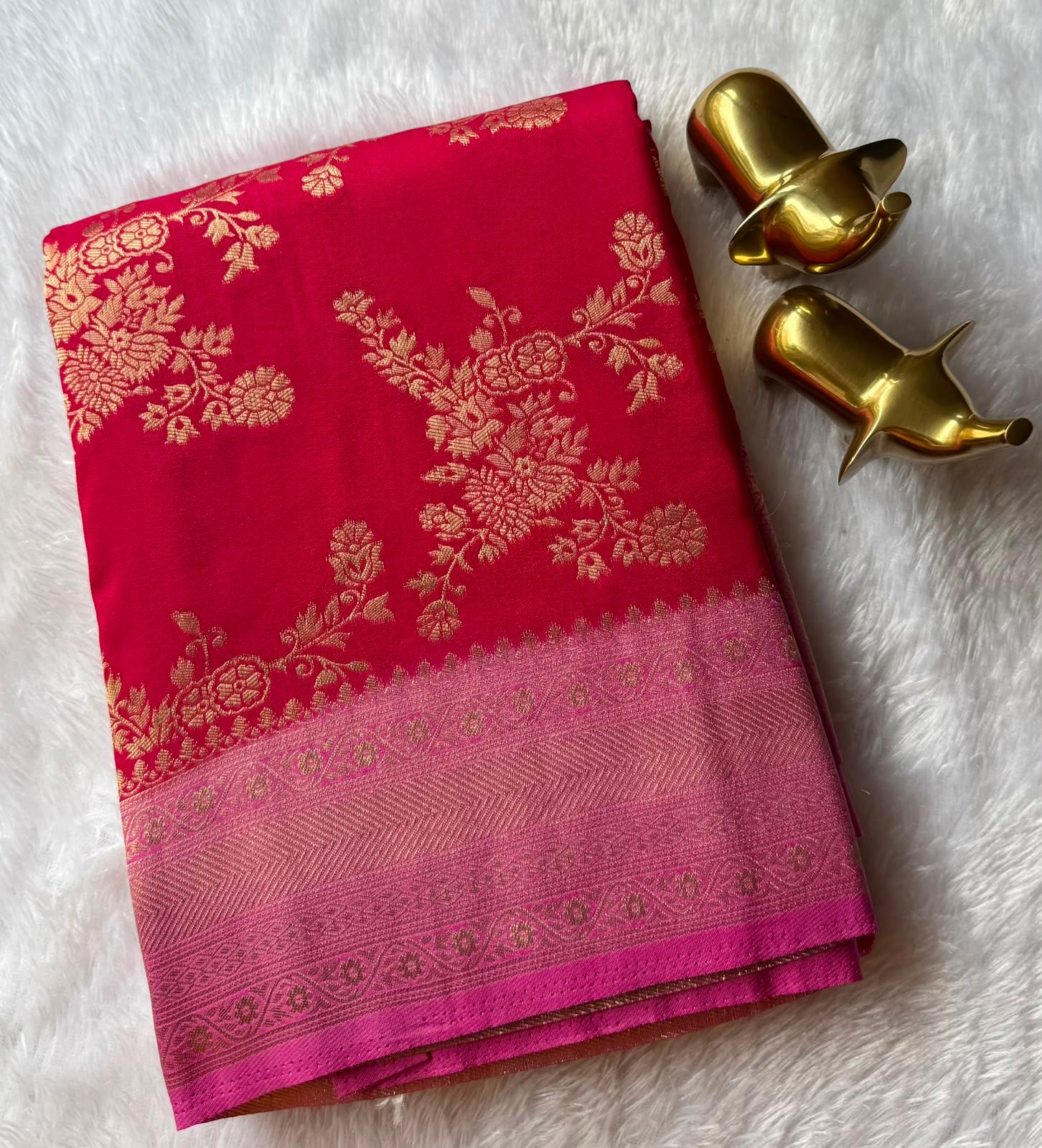 Georgette Saree Jal Pattern With Contrast Border