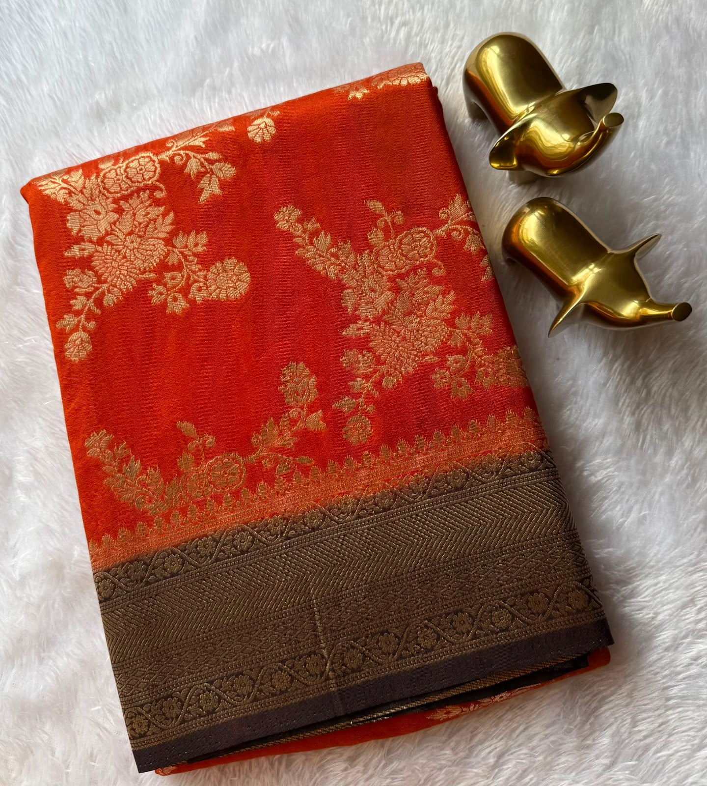 Georgette Saree Jal Pattern With Contrast Border