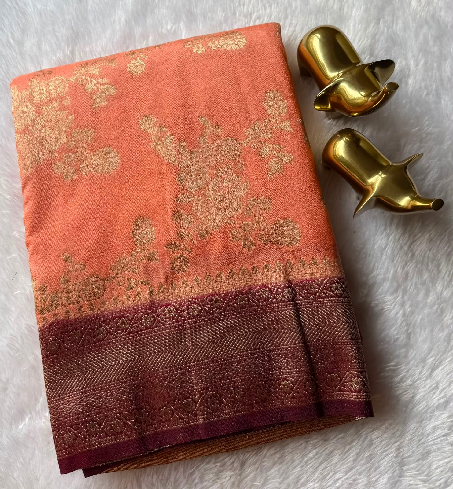 Georgette Saree Jal Pattern With Contrast Border