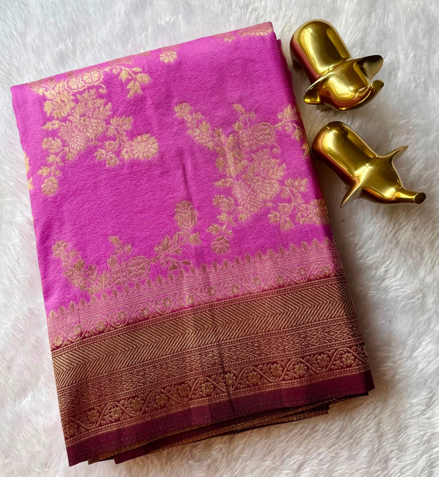 Georgette Saree Jal Pattern With Contrast Border