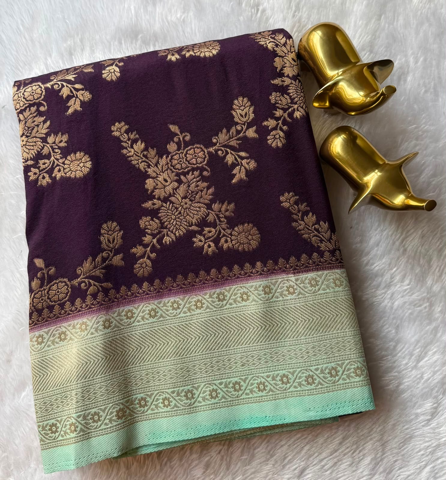 Georgette Saree Jal Pattern With Contrast Border