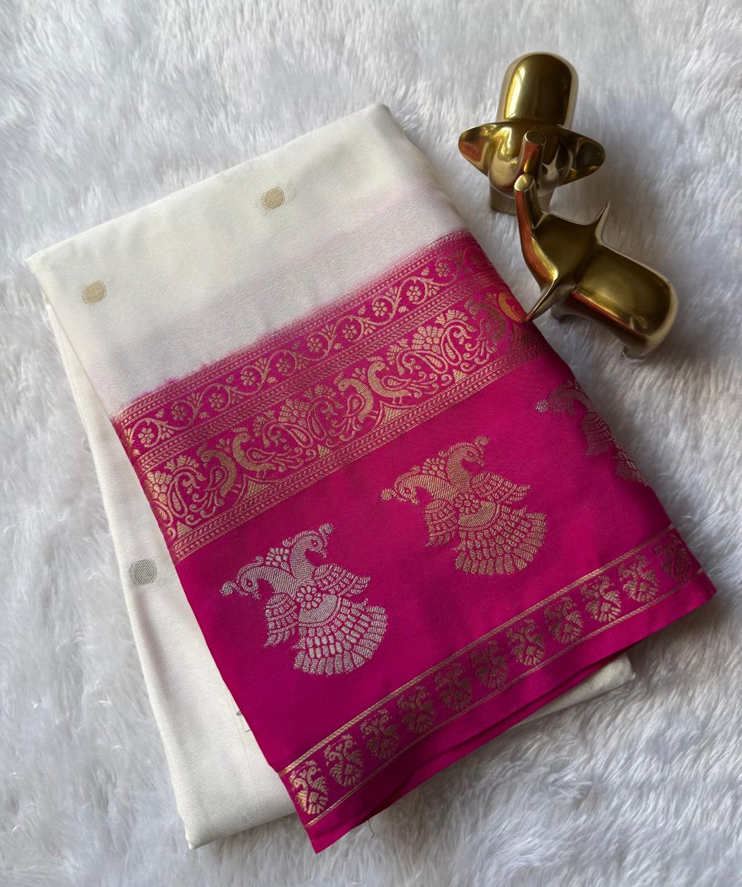 Semi Mysore Silk Small Butta With Gandaberunda And Peacock Border