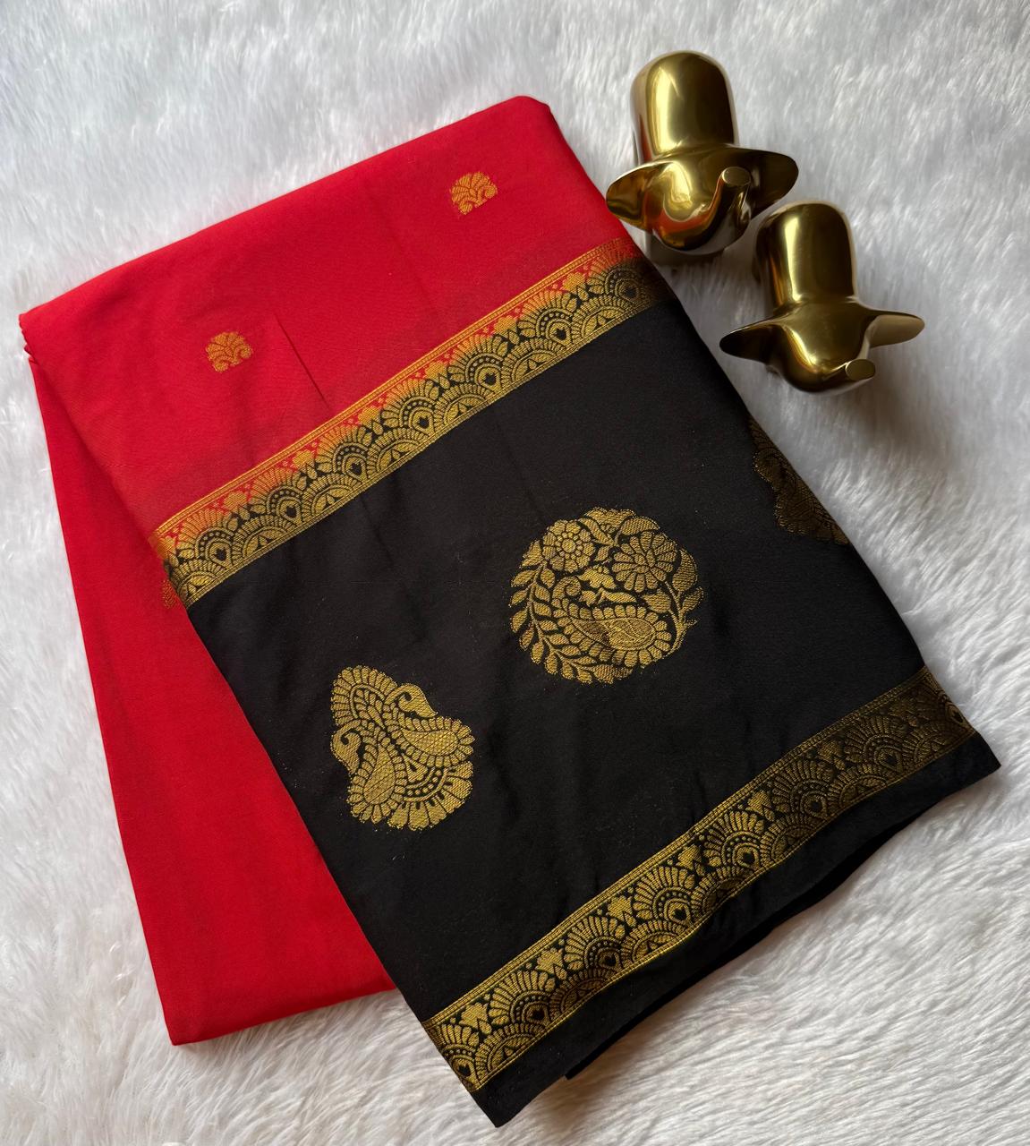 Semi Mysore Silk Small Butta With Flower and Double Mango Border